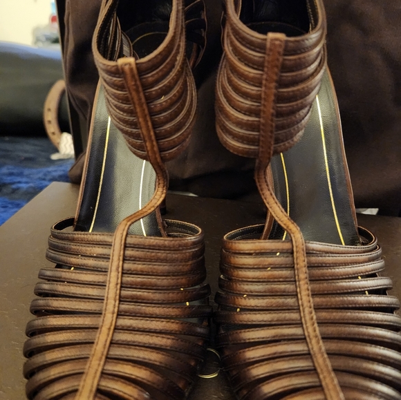 Gucci Testa Moro Tstrap Cage HH Sandal - Picture 14 of 16